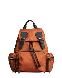 Женский оранжевый нейлоновый рюкзак от Burberry