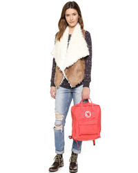 Женский оранжевый рюкзак от FjallRaven