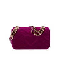 Пурпурная замшевая сумка через плечо от Gucci