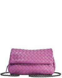 Женская пурпурная кожаная сумка от Bottega Veneta