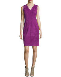 Пурпурное замшевое платье-футляр