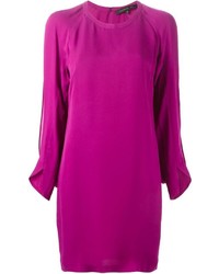 Пурпурное платье прямого кроя