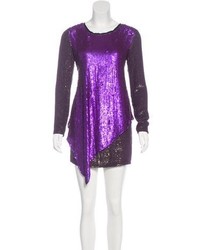 Пурпурное платье-футляр с пайетками