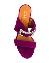 Пурпурные замшевые босоножки на каблуке с украшением от Via Roma 15