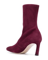 Пурпурные замшевые ботильоны от Stuart Weitzman