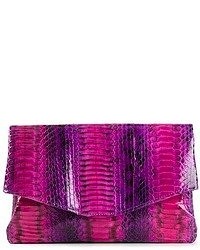 Пурпурный кожаный клатч от Giorgio Armani
