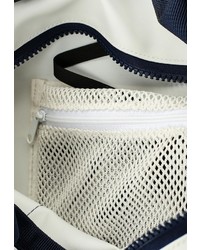 Разноцветная большая сумка от Helly Hansen