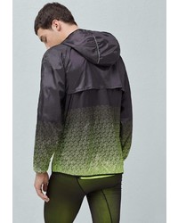 Мужская разноцветная ветровка от Mango Man