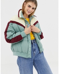 Женская разноцветная куртка-пуховик от Pull&Bear