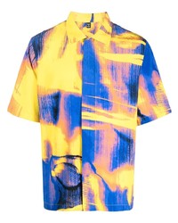 Мужская разноцветная рубашка с коротким рукавом с принтом от McQ