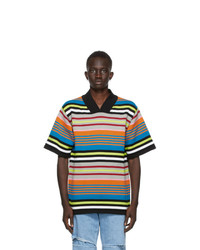 Разноцветная футболка с v-образным вырезом в горизонтальную полоску