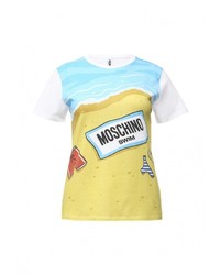 Женская разноцветная футболка с принтом от Moschino
