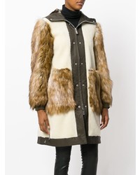 Разноцветная шуба от Sacai