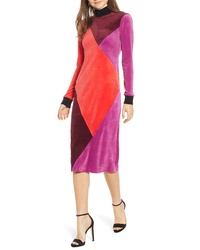 Разноцветное бархатное платье-миди
