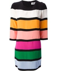 Разноцветное коктейльное платье в горизонтальную полоску