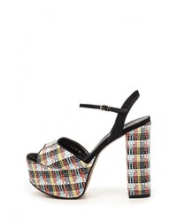 Разноцветные босоножки на каблуке от Just Couture