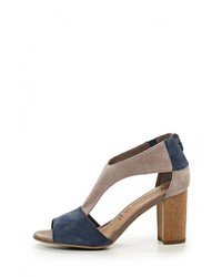 Разноцветные босоножки на каблуке от Tamaris