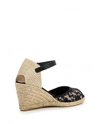 Разноцветные босоножки на танкетке от Gioseppo