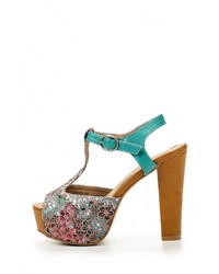 Разноцветные кожаные босоножки на каблуке от Benini