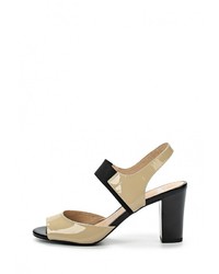 Разноцветные кожаные босоножки на каблуке от Caprice