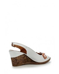 Разноцветные кожаные босоножки на танкетке от Mabu