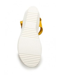 Разноцветные кожаные босоножки на танкетке от Mabu