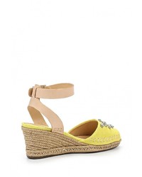 Разноцветные кожаные босоножки на танкетке от Schutz