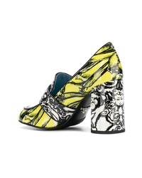 Разноцветные кожаные туфли с принтом от Prada