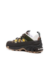 Мужские разноцветные кроссовки от Burberry