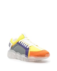 Мужские разноцветные кроссовки от Moschino