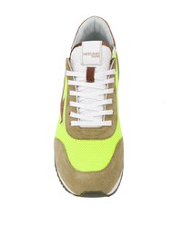 Мужские разноцветные кроссовки от Mizuno