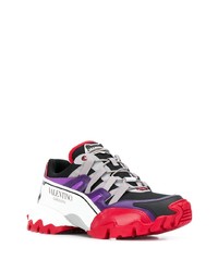 Мужские разноцветные кроссовки от Valentino