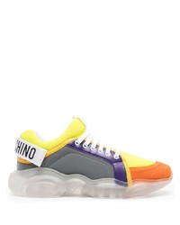 Мужские разноцветные кроссовки от Moschino