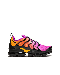 Женские разноцветные кроссовки от Nike