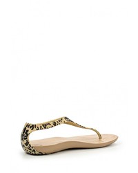 Разноцветные сандалии на плоской подошве от Crocs