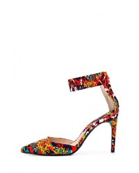 Разноцветные туфли от Mango