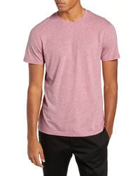 Розовая вязаная футболка с круглым вырезом
