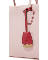 Розовая кожаная большая сумка от MCM