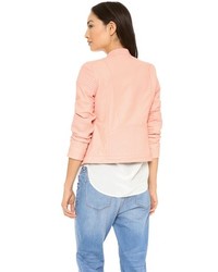 Женская розовая кожаная куртка от Marc by Marc Jacobs