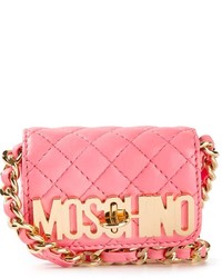 Розовая кожаная стеганая сумка через плечо от Moschino