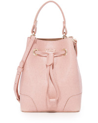 Розовая кожаная сумка-мешок от Furla