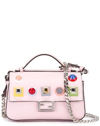 Розовая кожаная сумка-саквояж с украшением от Fendi