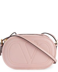 Розовая кожаная сумка через плечо от Valentino Garavani