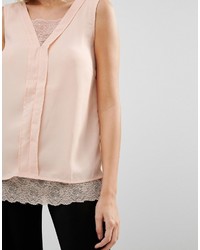 Розовая кружевная блузка от B.young