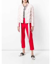 Женская розовая куртка-пуховик от Moncler
