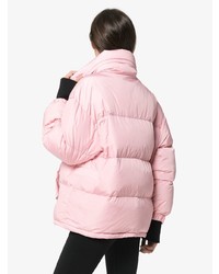 Женская розовая куртка-пуховик от Prada