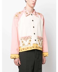 Мужская розовая куртка-рубашка с украшением от Bode