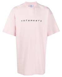 Мужская розовая футболка с круглым вырезом с вышивкой от Vetements