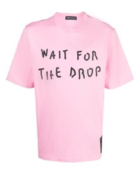 Мужская розовая футболка с круглым вырезом с принтом от DRHOPE