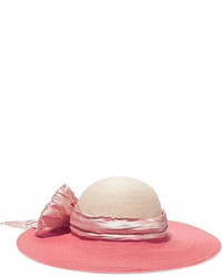 Розовая шляпа с украшением